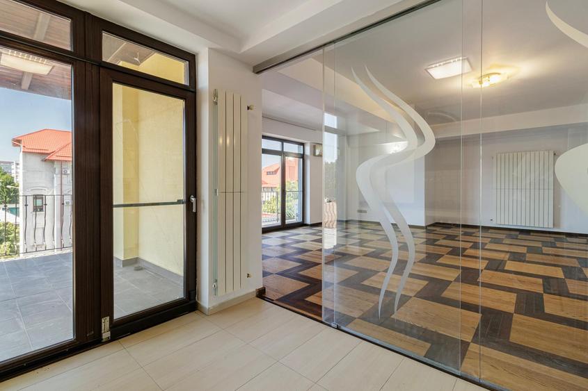 Vanzare - apartament - 4 camere+2 terase - Kiseleff