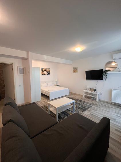 Prima închiriere | Studio 38 mp | Parcare | Piscină | Libertății Gardens