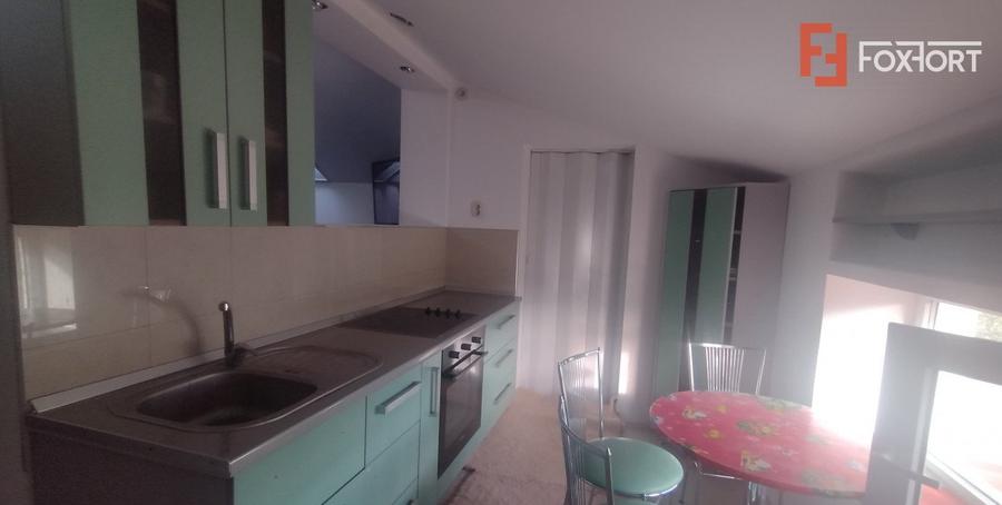 Casa individuala 7 camere- Zona Lipovei
