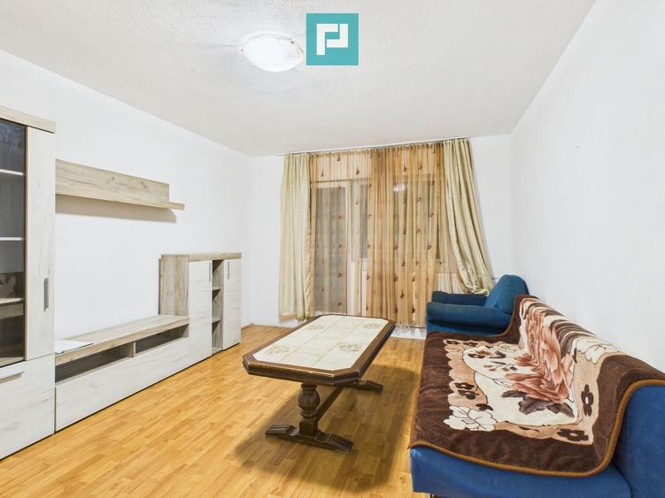 Apartament spațios cu 3 camere, decomandat