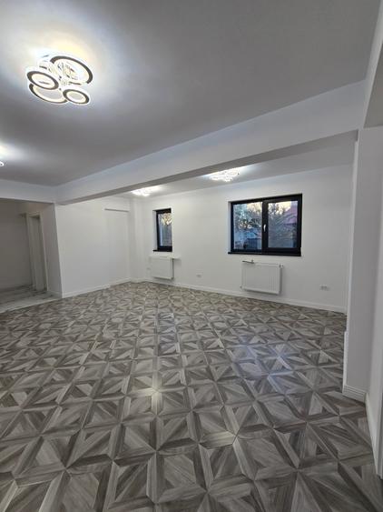 APARTAMENT DE VÂNZARE CU DOUĂ CAMERE DE 80 MP ZONA ȘOSEAUA CHITILEI SEC.1