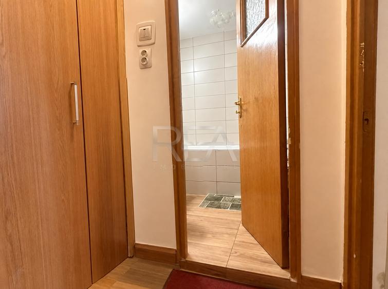 2 camere Tei decomandat, parter, an 1983, 49 mp