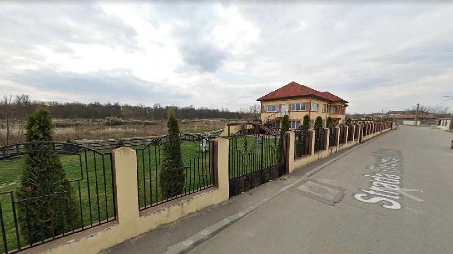 CASA P+E 234 m²+ TEREN 1.385 m² , Craiova