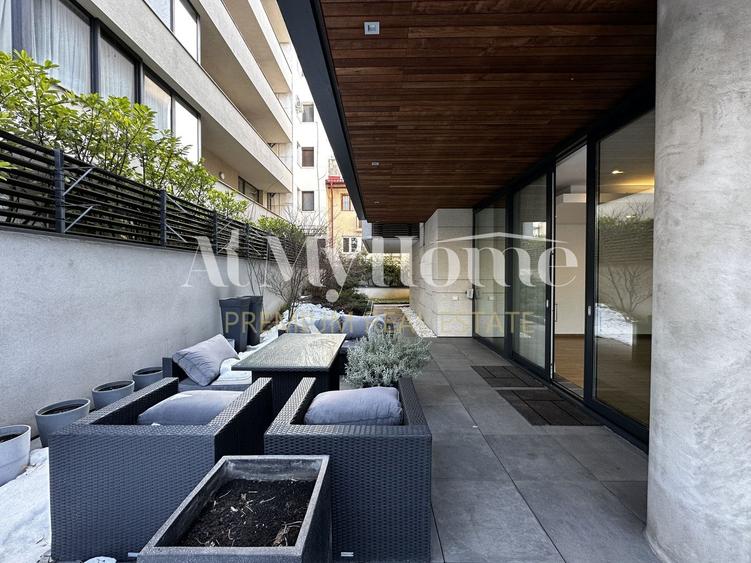 Apartament MODERN cu 4 camere, mobilat partial,finisaje lux, parcare,80mp terasa