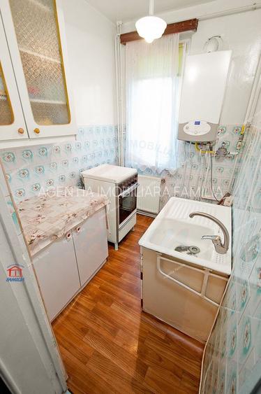 🌟 Exclusivitate | Apartament 3 Camere, Etaj 2 – Micro 19, Galați - 12