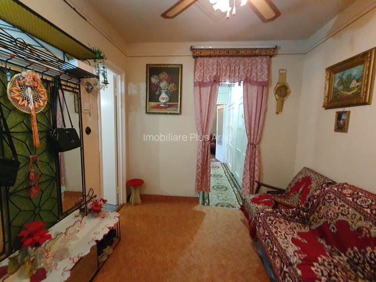 Vand apartament cu 3 camere zona Vlaicu Lebada 5 Colturi - 3