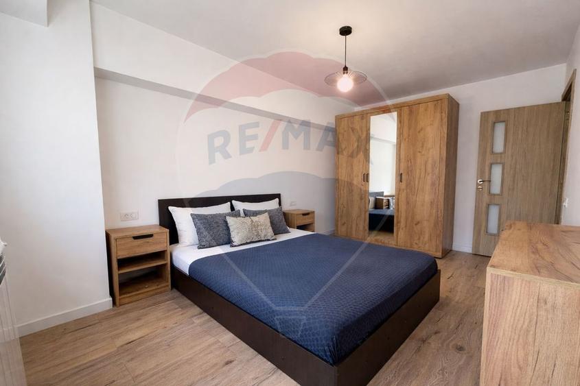 Apartament de închiriat 3 camere Ultracentral PRIMUL CHIRIAS