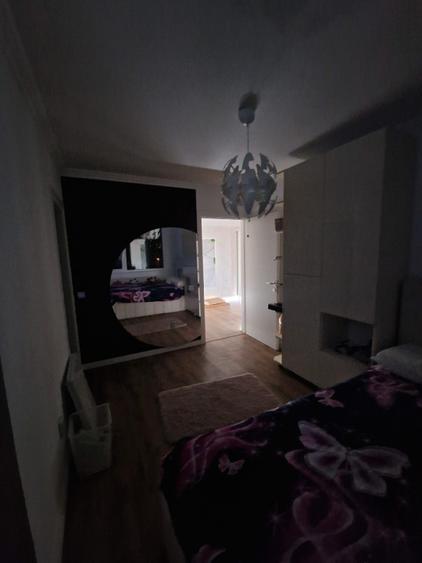 Penthouse premium 250 mp cu terasă și teren de fotbal privat Zona Romanescu
