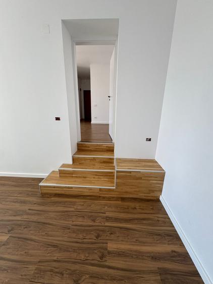 Nou Apartament trei camere-Tur video atasat
