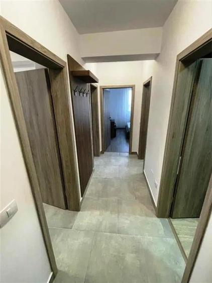Inchiriem Apartament 2 Camere, Modern, Decomandat, Tractorul