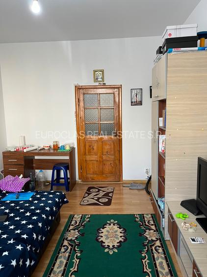 Garsoniera 38 mp - zona Far - 45.000 euro (Cod E11+E12) - 4
