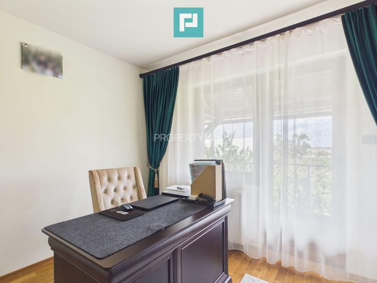 Vilă cu 6 camere de vânzare în zona Central - 45