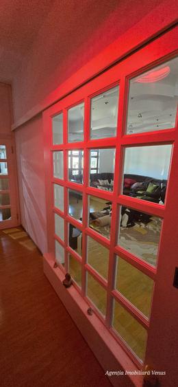 Casa cu etaj in Catamarasti Deal
