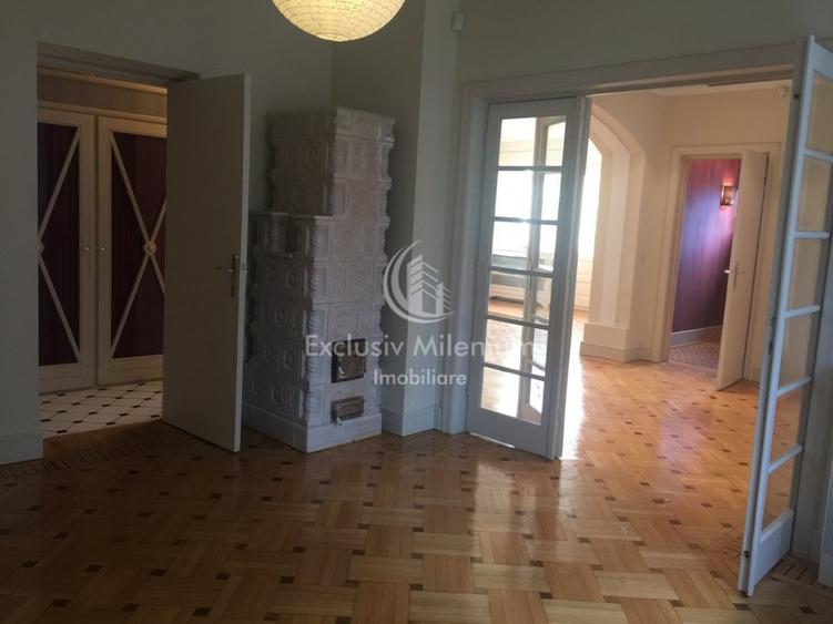Apt în Vila /Casa Casin /Domenii/ Arcul de Triumf