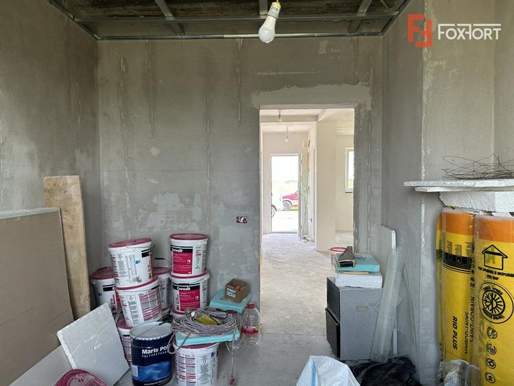 Duplex 4 camere si asfalt, Sacalaz - Parter + Etaj - ID V5368