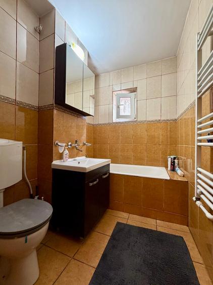 City Park Mall Tomis III Apartament 3 camere decomandat si parcare termen lung