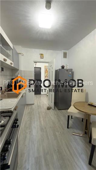 Apartament 3 camere cf 1 semidecomandat zona Micro 3 - 7
