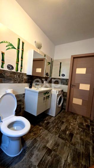 Apartament 2 camere decomandat, in Trivale Complex 3 Bloc Nou, Parcare, Pret neg