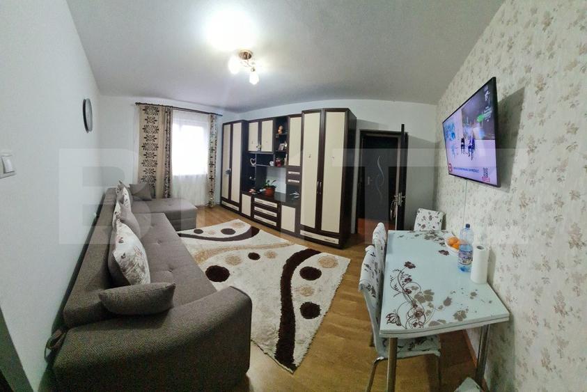 Apartament cu 2 Camere de Vânzare în Zărnești