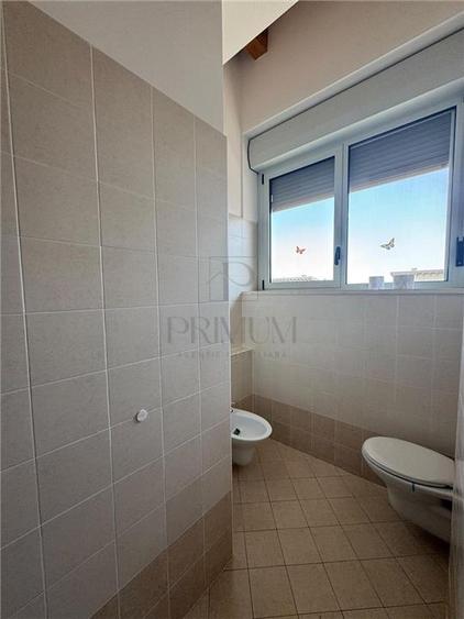 TORONTALULUI - PENTHOUSE - LIFT - 3 CAMERE - 2 BAI - TERASA 36MP - CLIMA - RULOU