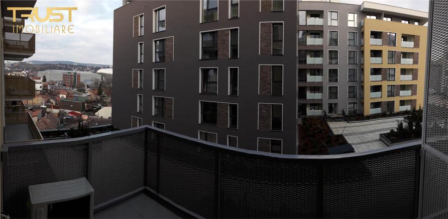 2 camere | Bloc Platinia | 54 MP | Garaj