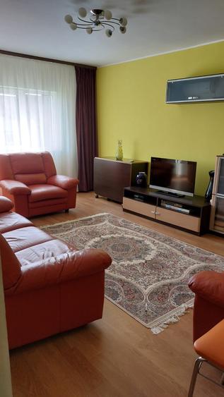 2 CAMERE DECOMANDATE - INEL II