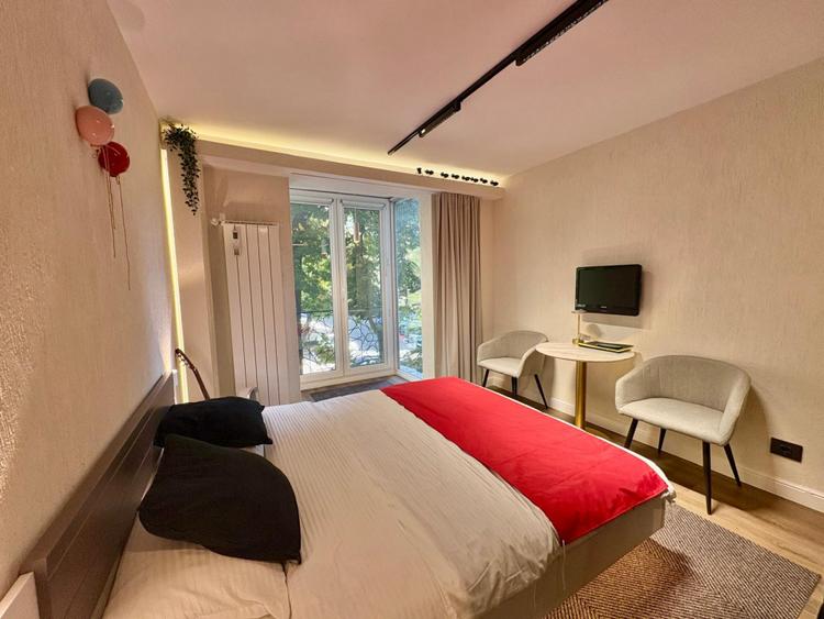 Veronica Micle - apartament 2 camere renovat de inchiriat.
