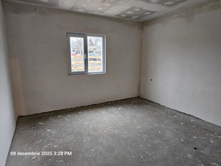 Vila in centrul localitatii Lumina