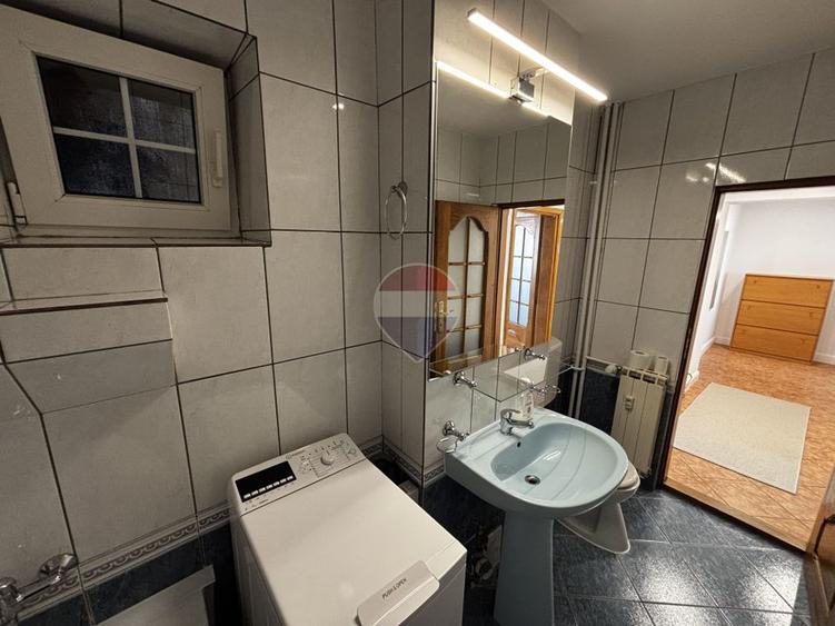 Garsonieră 45 mp, Bd. Unirii – mobilată modern, gata de mutare