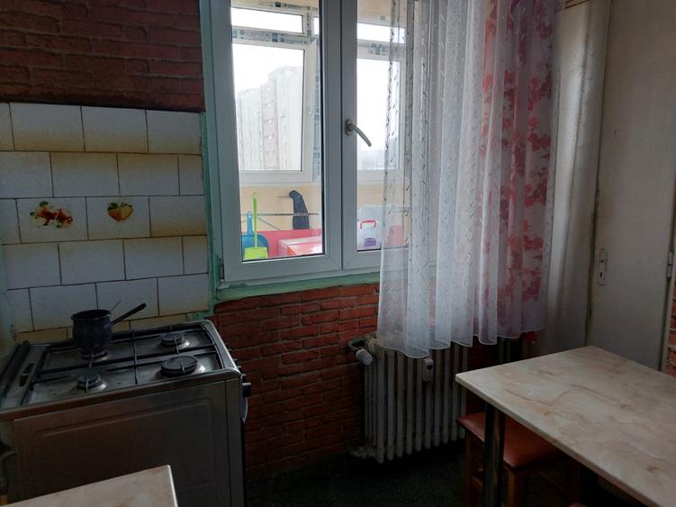PIATA UNIRII-DIMITRIE CANTEMIER vanzare apartament 2 CAMERE