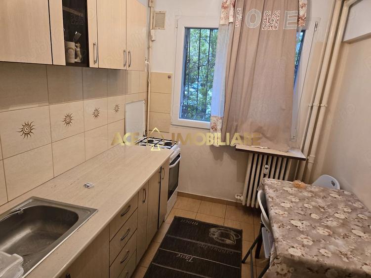 2 Camere de inchiriat | Titan | Metrou | Mobilat | Utilat |