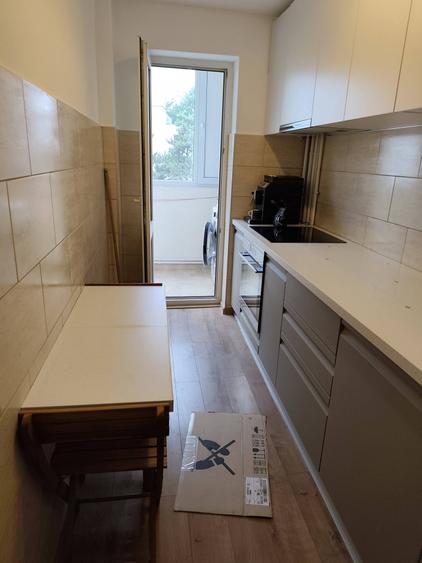 Apartament de vanzare 4 camere 70 mp zona Manastur Parang