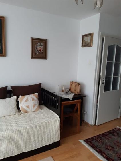 Vitan, garsoniera, 5 min Mall Vitan, 42 mp, bloc anvelopat, AC