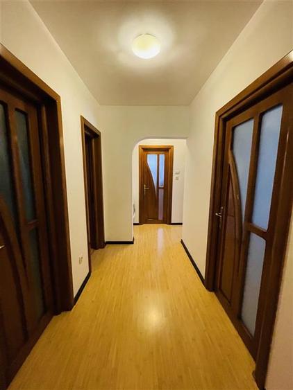Apartament 4 camere,mobilat si utilat,etaj 3, zona Pompieri