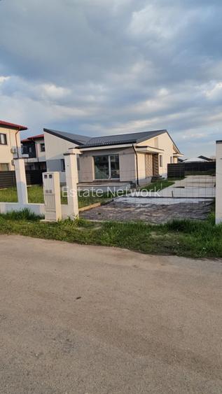Casă parter 3 camere, 2 băi, teren 310 mp | Tunari - 12