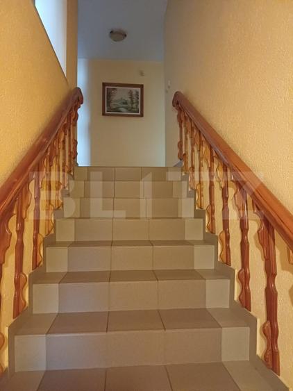 Vila de vanzare, 310 mp, teren 698 mp, zona Burdujeni