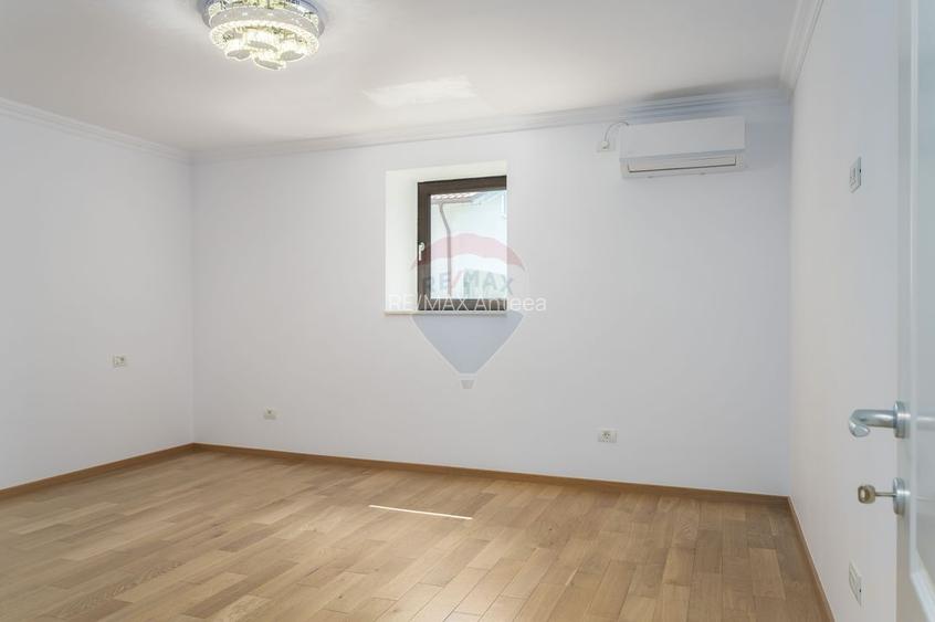 Vilă de inchiriat renovata recent, 1000 mp teren,  terasa de vara - 7