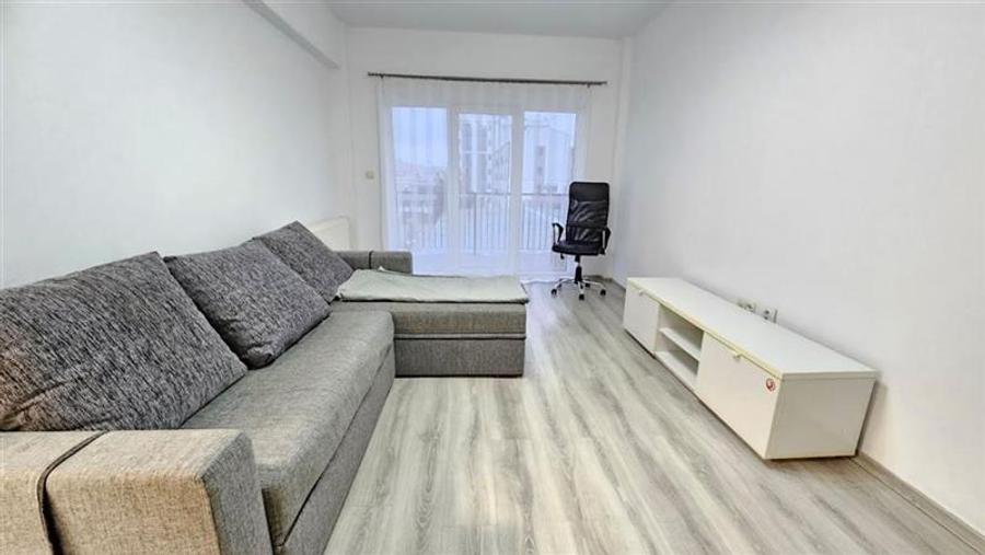 Inchiriere in Tudor bloc nou apartament 2 camere cu parcare.