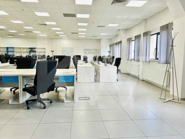Spațiu birouri de închiriat/all inclusive/priveliște panoramică/etaj lV+etaj V