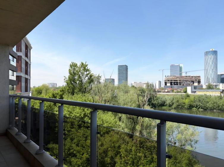 APARTAMENT 4 CAMERE ȘI VEDERE SPECTACULOASĂ CĂTRE LAC FLOREASCA