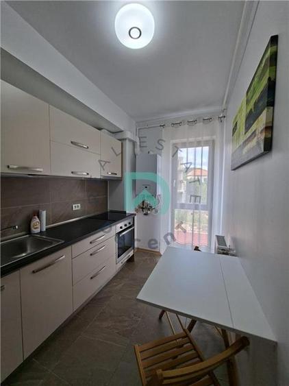 Central, nou, 2 camere cu parcare subterana