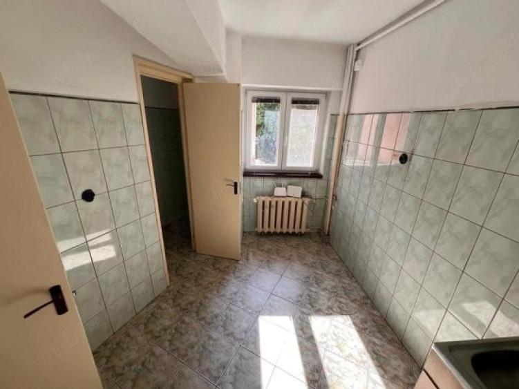 Obor metrou/Ștefan Cel Mare,ap2 camere, bloc 1984/130.00euro
