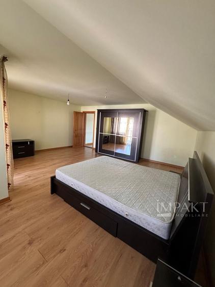 Casă tip duplex, 200 mp, 3 niveluri, 2 locuri de parcare
