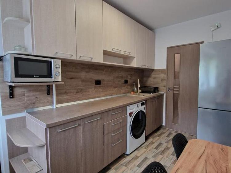 Închiriere Apartament 2 camere în Crangasi pe bulevard