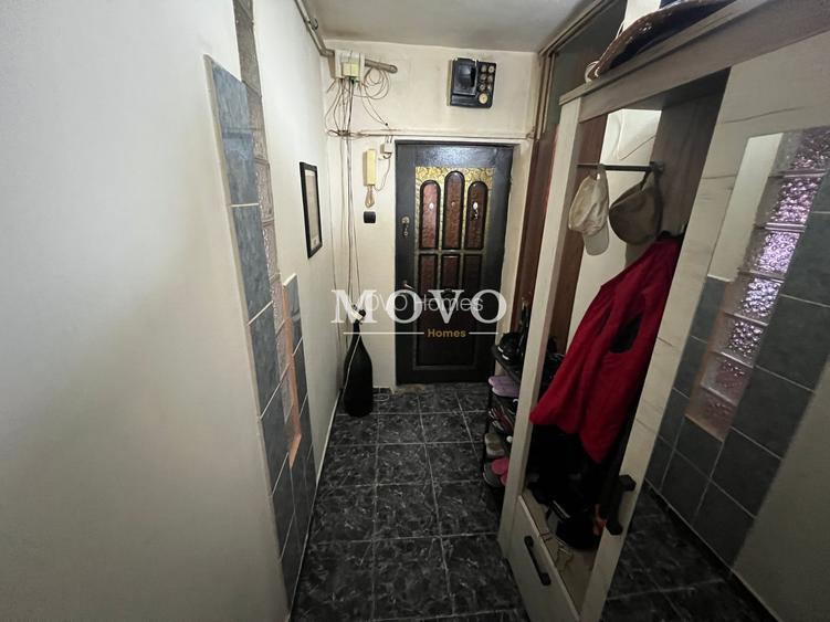 Apartament 3 camere decomandat |2 Bai | Boxa la subsol | Zona Soarelui