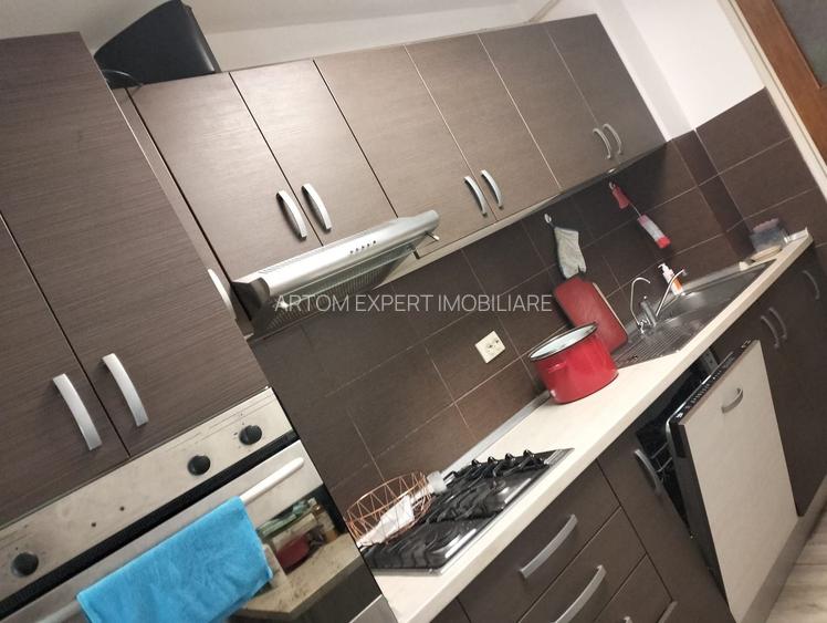 Apartament  de inchiriat 2 camere  langa metrou  1 Decembrie 1918 - 18