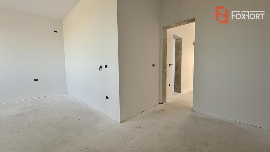 Duplex 5 camere cu toate utilitatile - Mosnita Noua