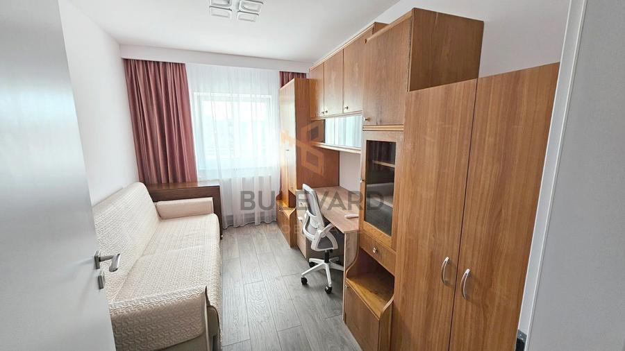 Apartament 3 camere decomandate, parcare, strada Observatorului