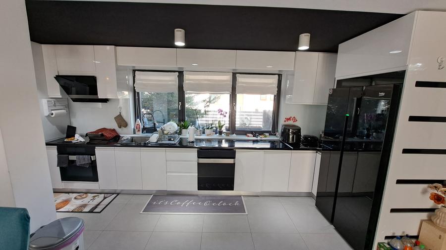 VILA INDIVIDUALA LUX