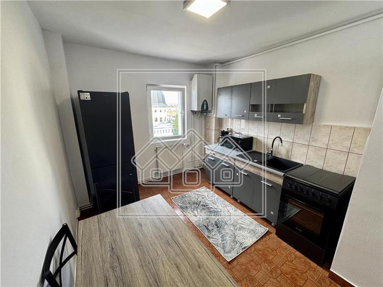 Apartament de inchiriat in Sibiu - 2 camere - decomandat zona buna